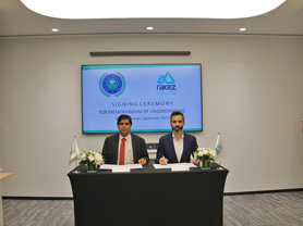 RAKEZ Chief Commercial Officer Anas Hijjawi (right) with IETO President Dr. Asif Iqbal during the MoU signing